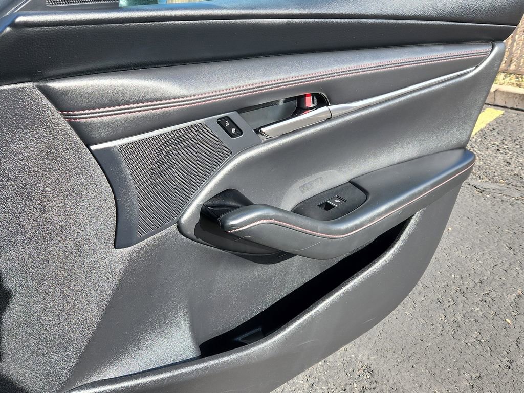 Used 2024 MAZDA MAZDA3 s image 15