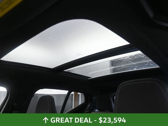 Used 2024 Volvo XC40 B5 Core image 20