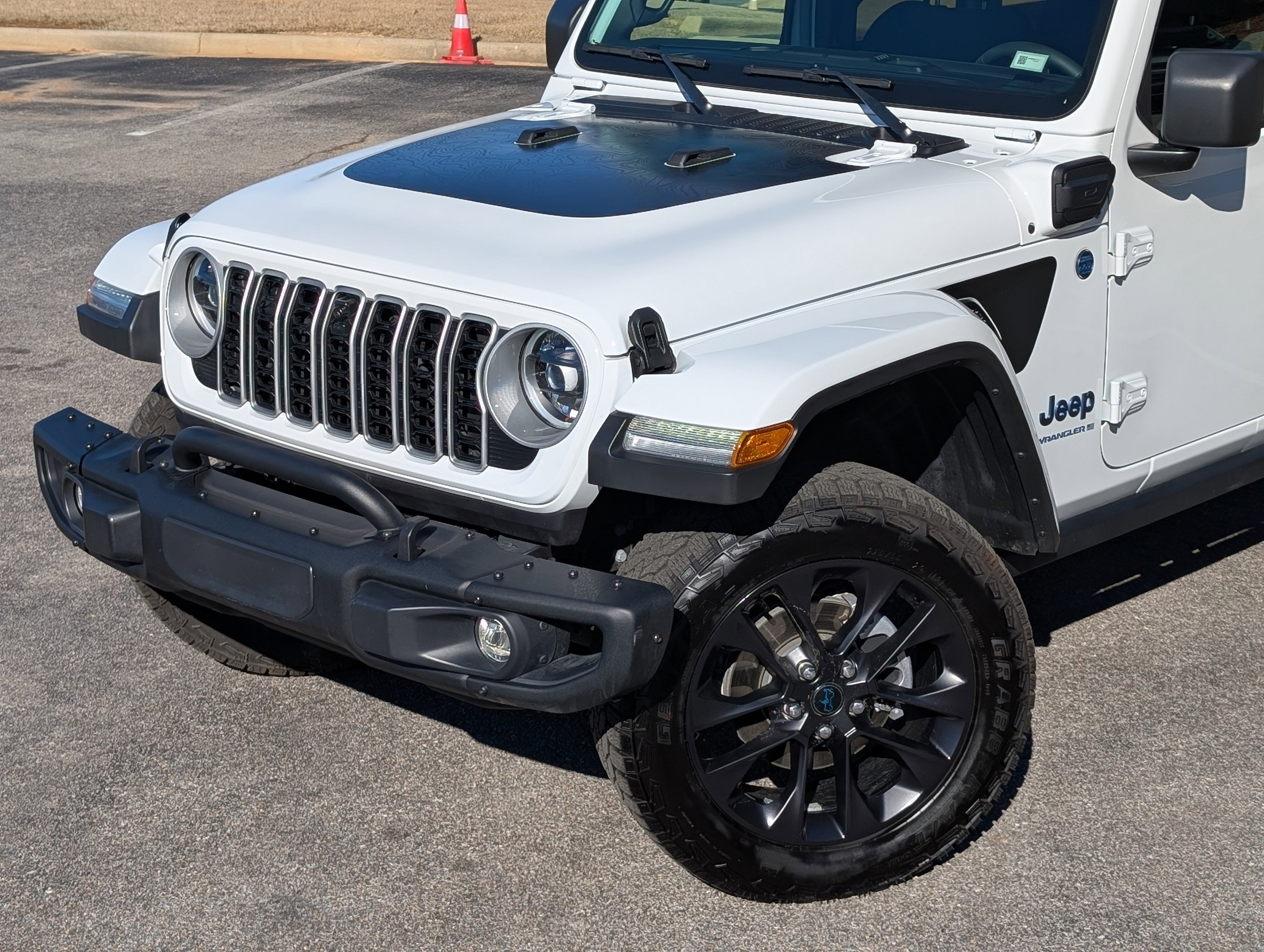 Used 2025 Jeep Wrangler Backcountry image 13