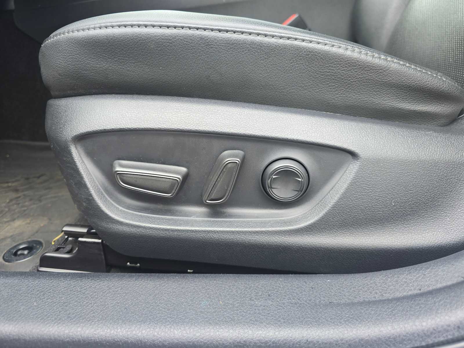 Used 2024 Toyota Camry XLE image 23