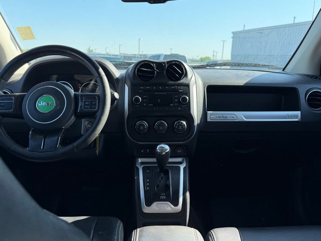 Used 2015 Jeep Compass High Altitude image 17
