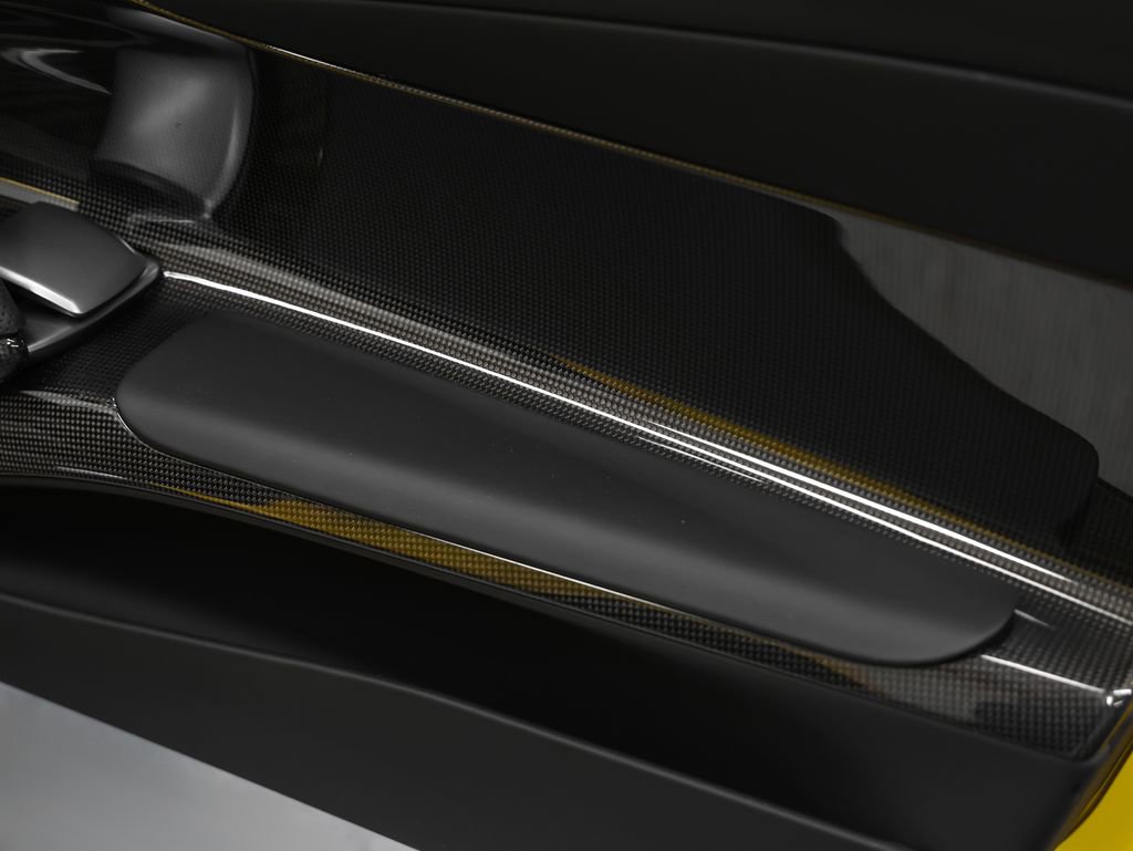 Certified 2021 Ferrari 812 GTS image 35