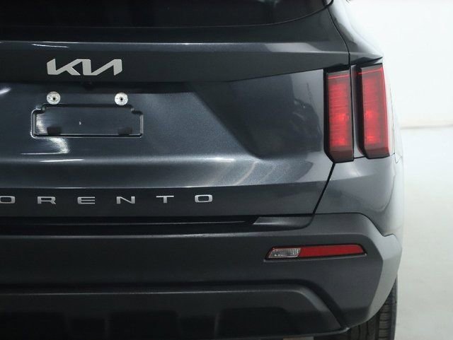 Used 2022 Kia Sorento LX AWD/4WD image 45
