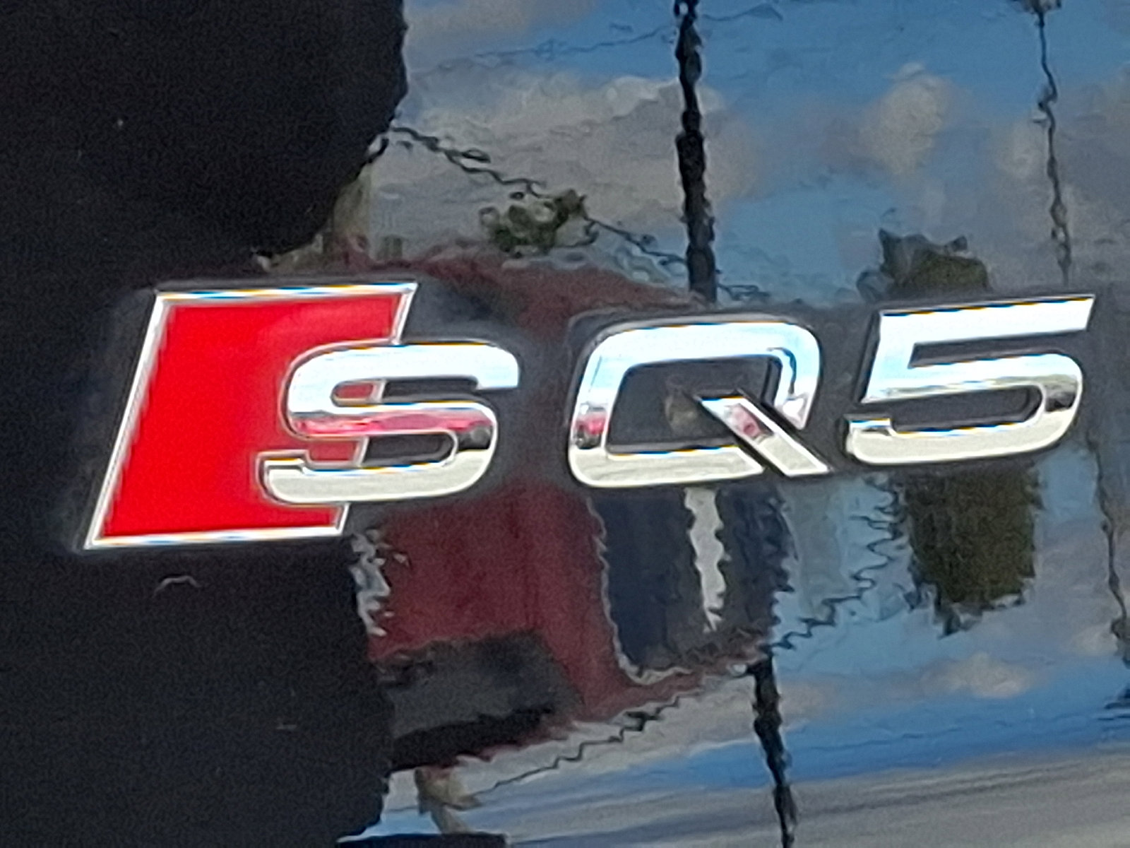 Used 2022 Audi SQ5 Premium Plus w/ Premium Plus Package image 31