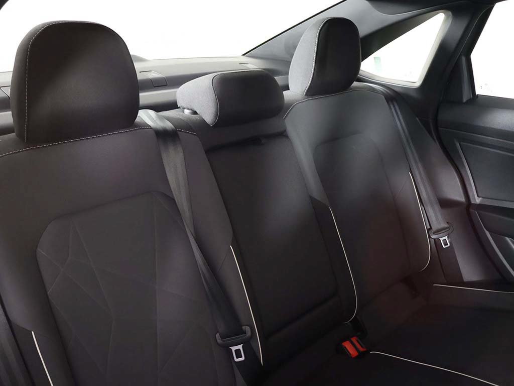 Used 2025 Volkswagen Jetta Sport FWD image 33