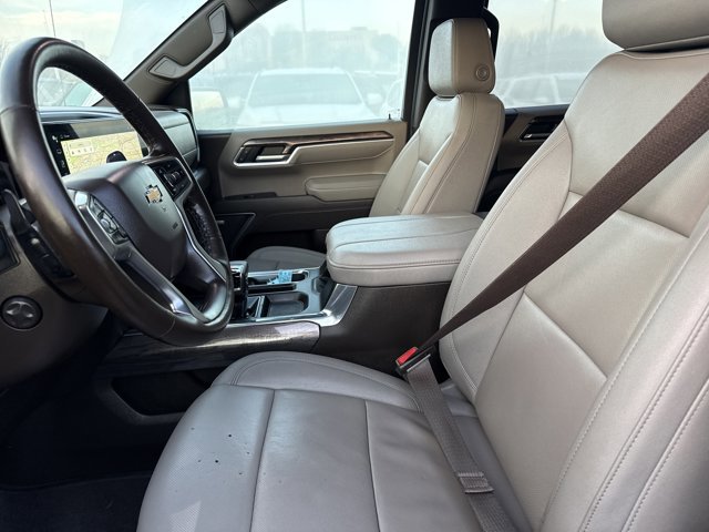 Used 2025 Chevrolet Silverado 1500 LTZ image 5