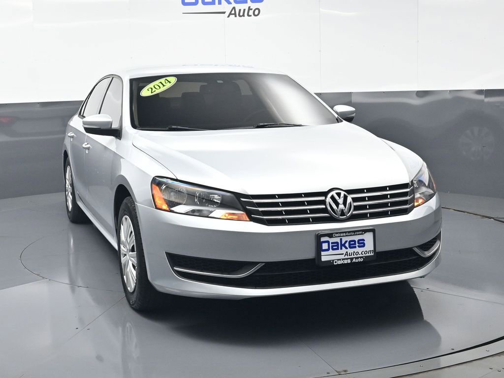 Used 2014 Volkswagen Passat 1.8T S image 3