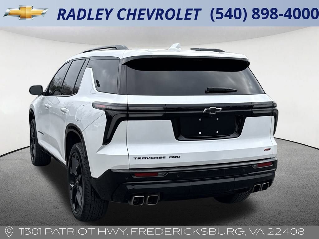 Certified 2024 Chevrolet Traverse RS image 3