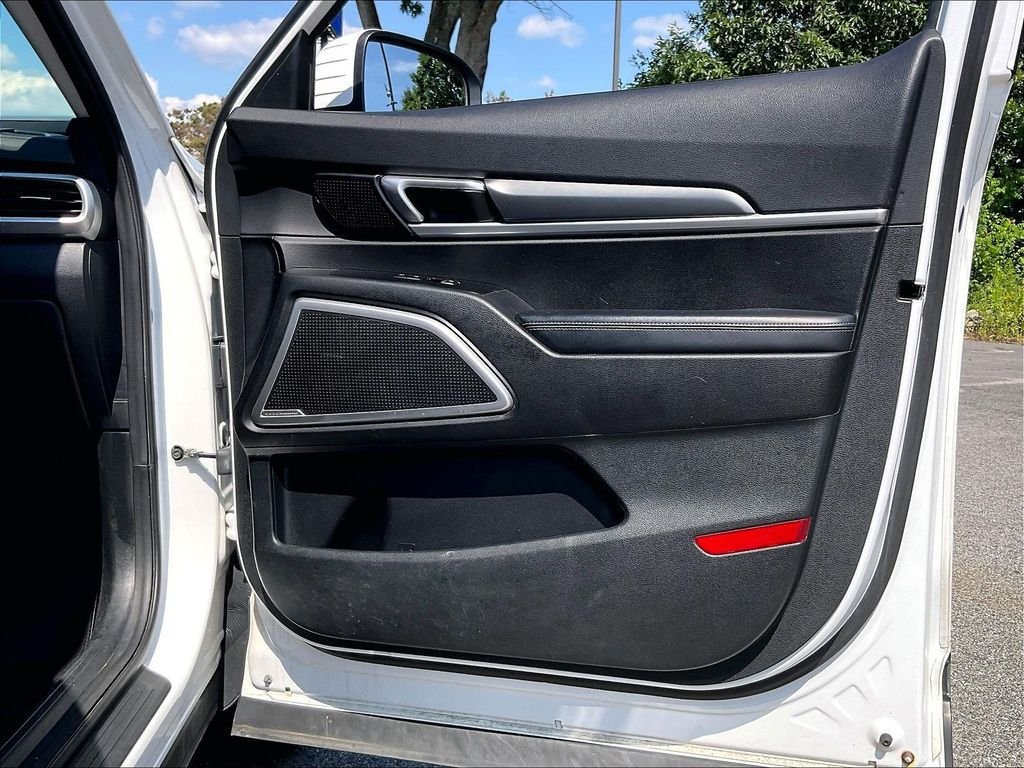Used 2020 Kia Telluride LX AWD/4WD image 11