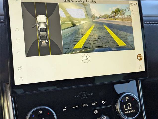 New 2024 Jaguar XF R-Dynamic SE AWD/4WD image 12