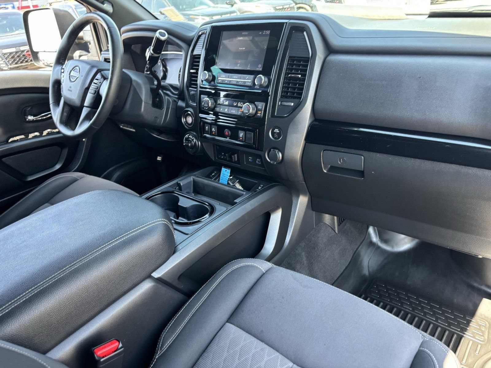 Certified 2024 Nissan Titan SV w/ SV Convenience Package AWD/4WD image 13