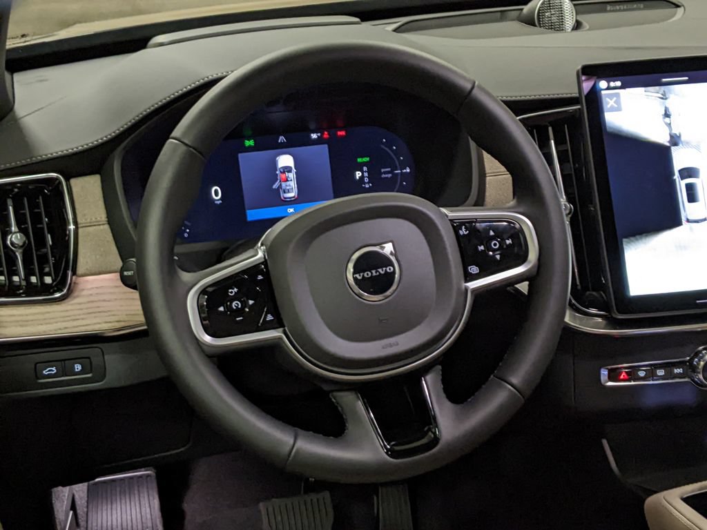 New 2026 Volvo XC90 T8 Ultra w/ Protection Package Premier AWD/4WD image 14