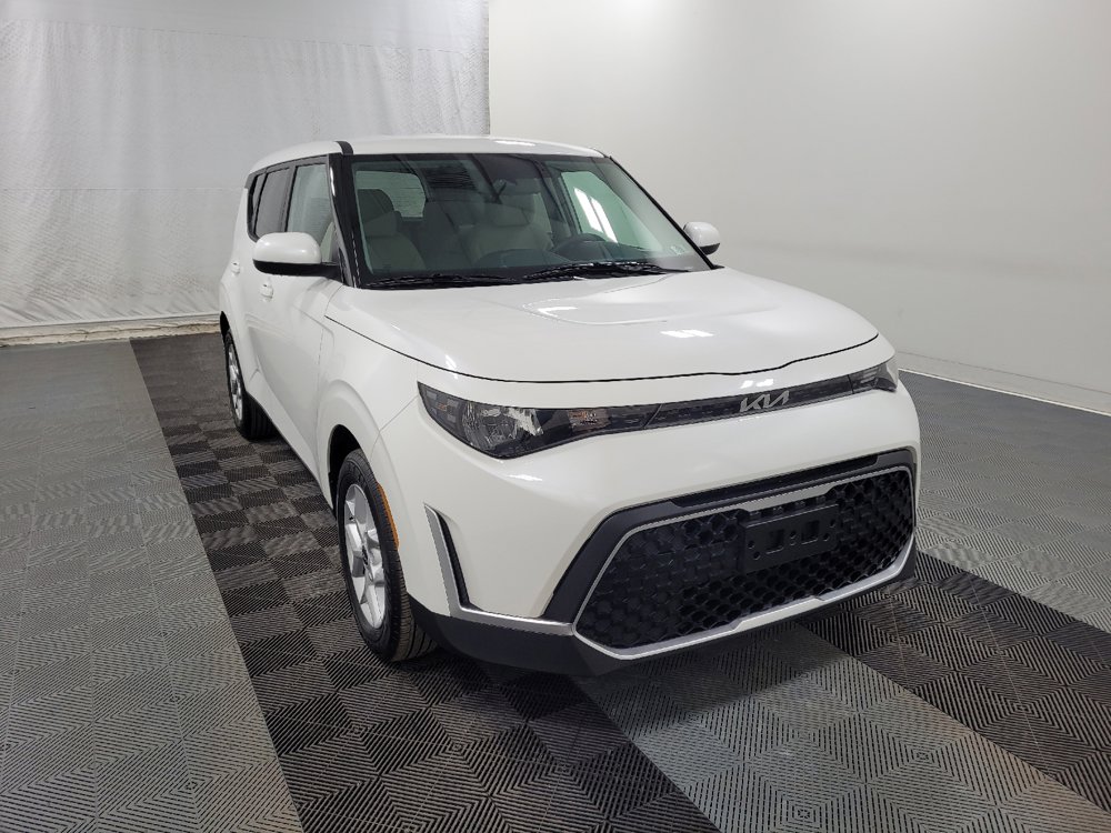 Used 2025 Kia Soul S FWD image 13