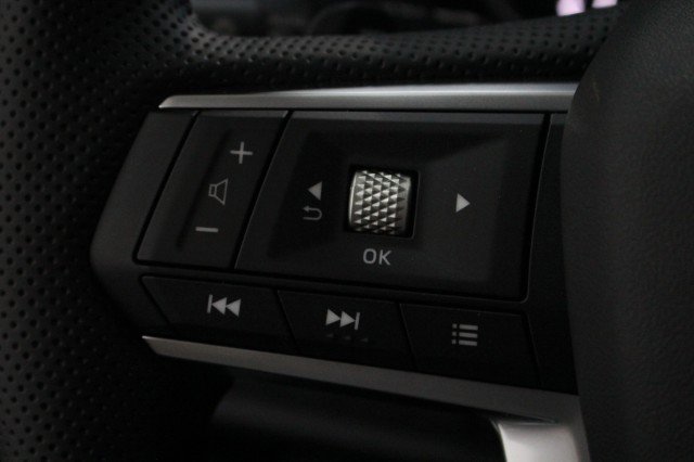 New 2026 Mitsubishi Outlander SE image 9