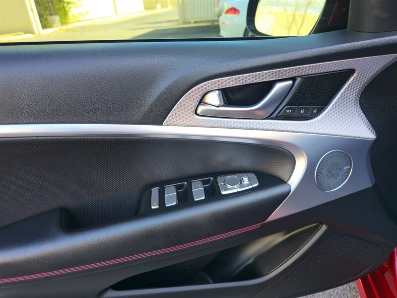 Used 2023 Genesis G70 2.0T w/ Sport Prestige Package RWD image 13