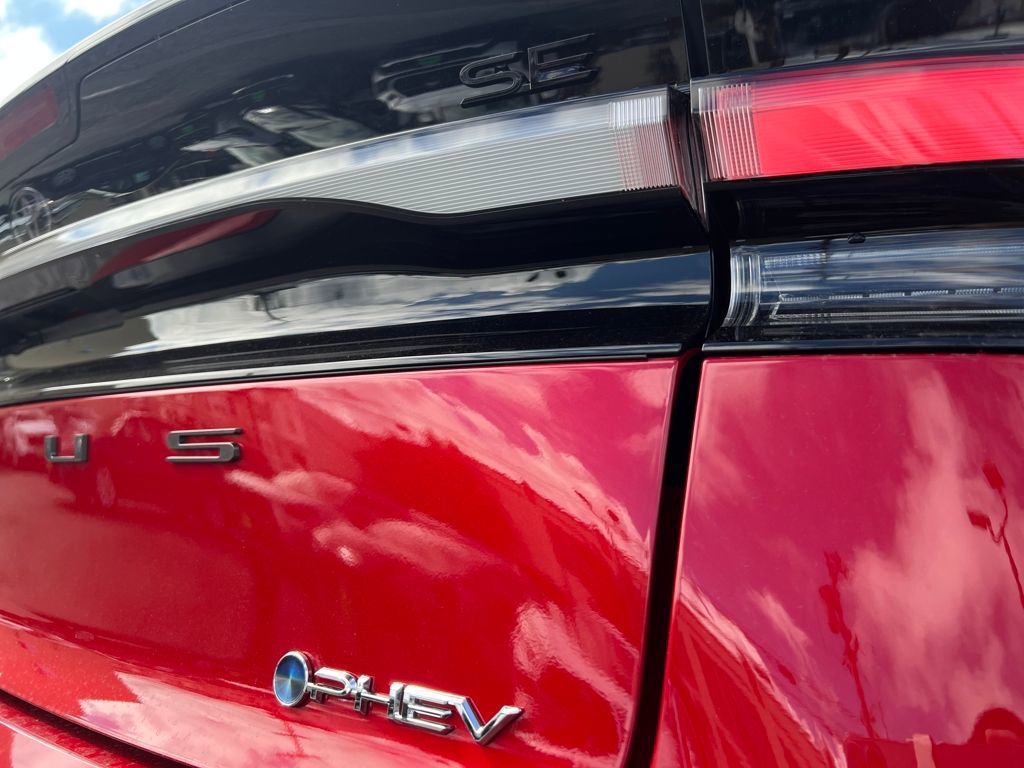 New 2026 Toyota Prius Plug-In Hybrid image 7