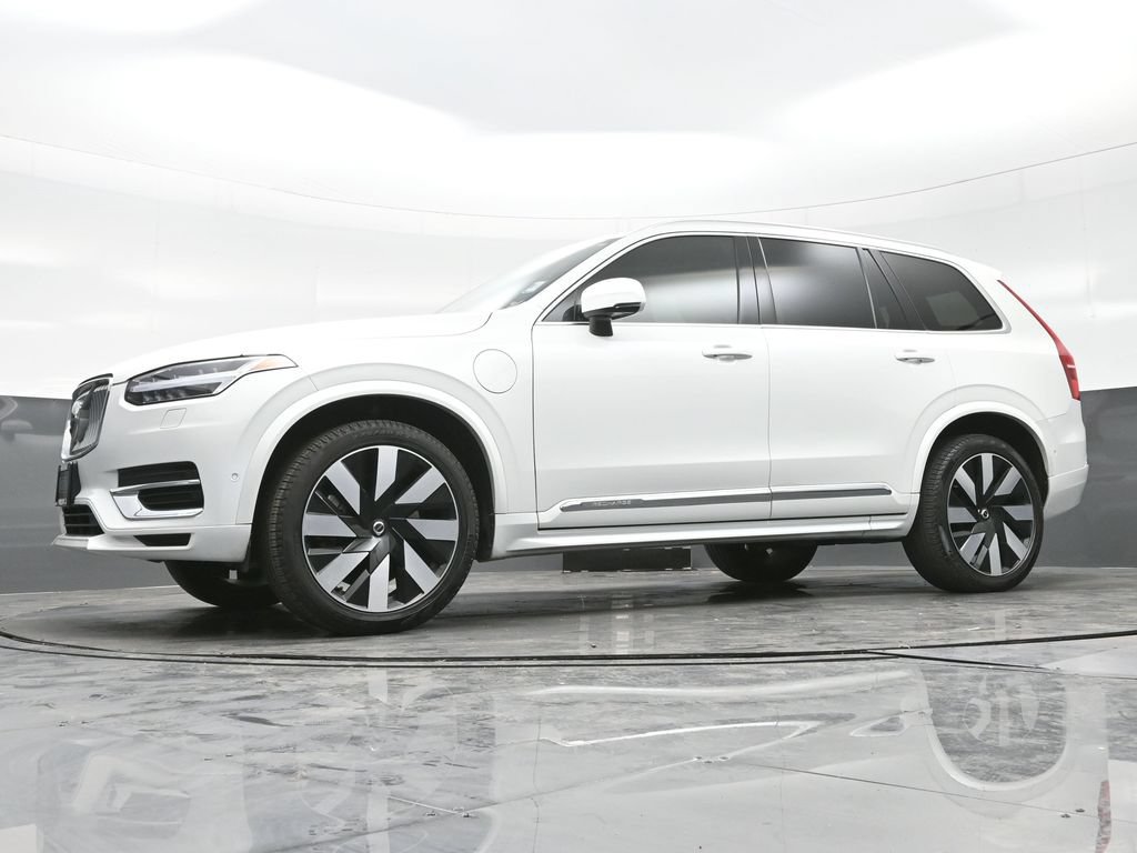 Used 2023 Volvo XC90 T8 Ultimate AWD/4WD image 21