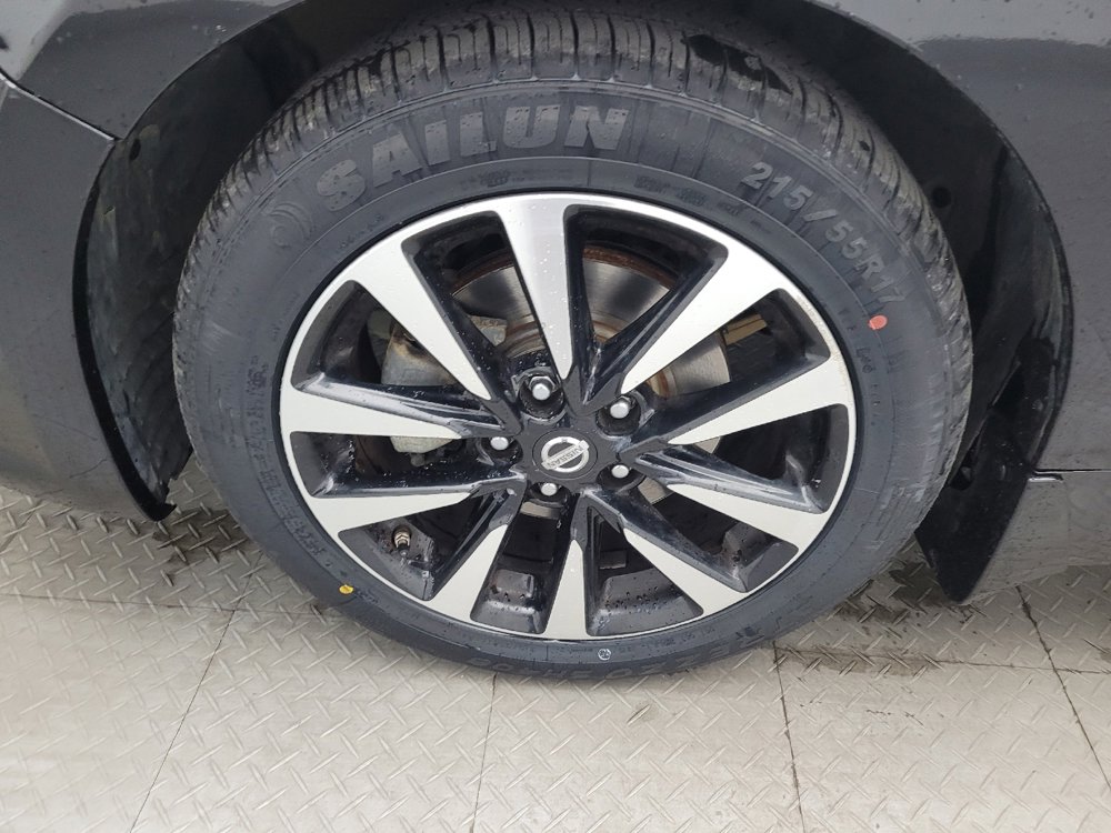 Used 2017 Nissan Altima 2.5 SV w/ Convenience Package image 31