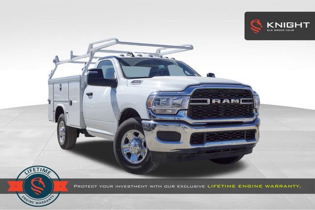 New 2024 RAM 2500 Tradesman w/ Chrome Appearance Group
