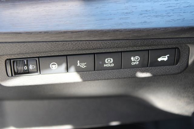 Used 2025 Nissan Ariya FWD image 12