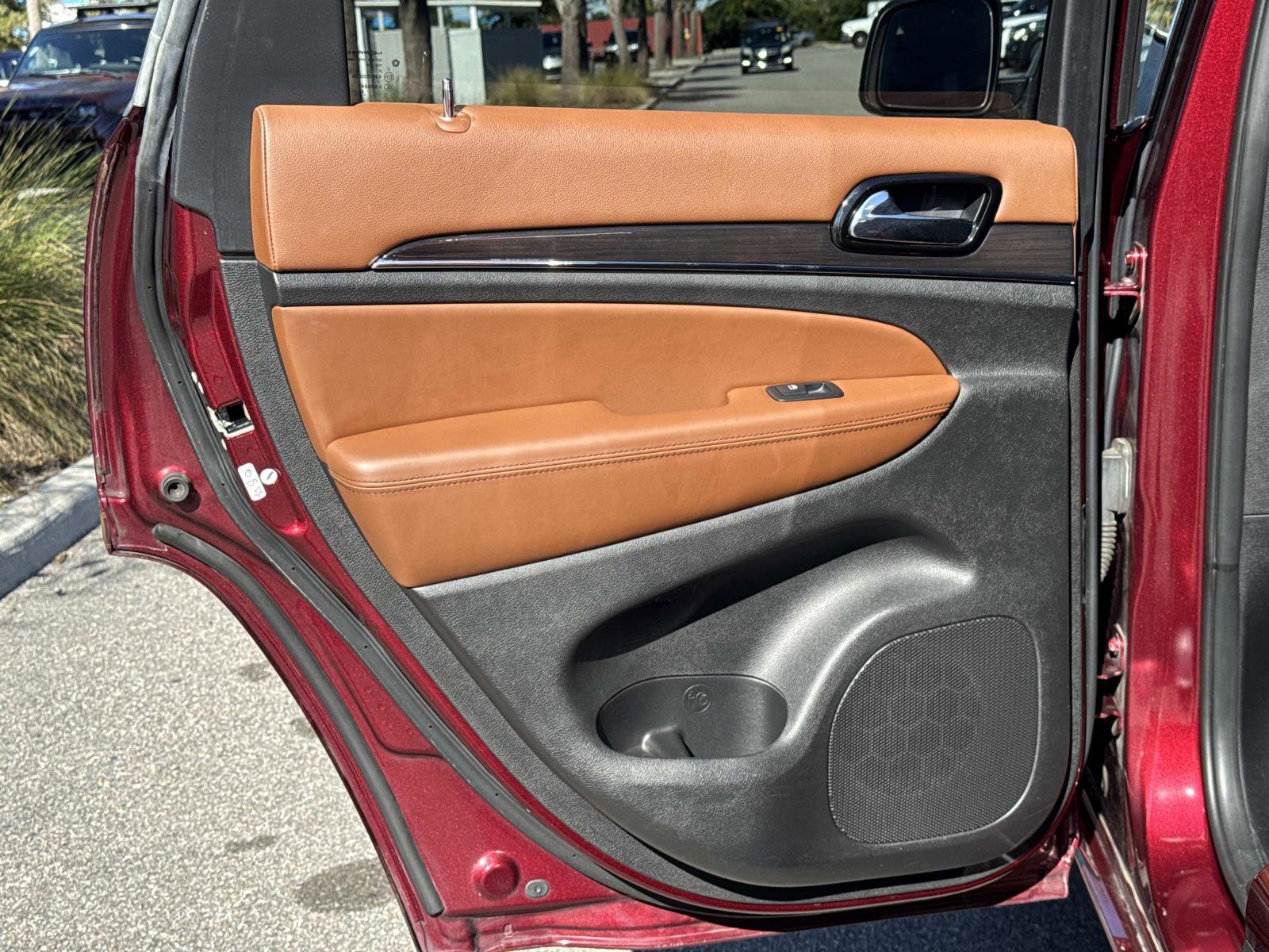 Used 2021 Jeep Grand Cherokee Overland w/ Trailer Tow Group IV image 13