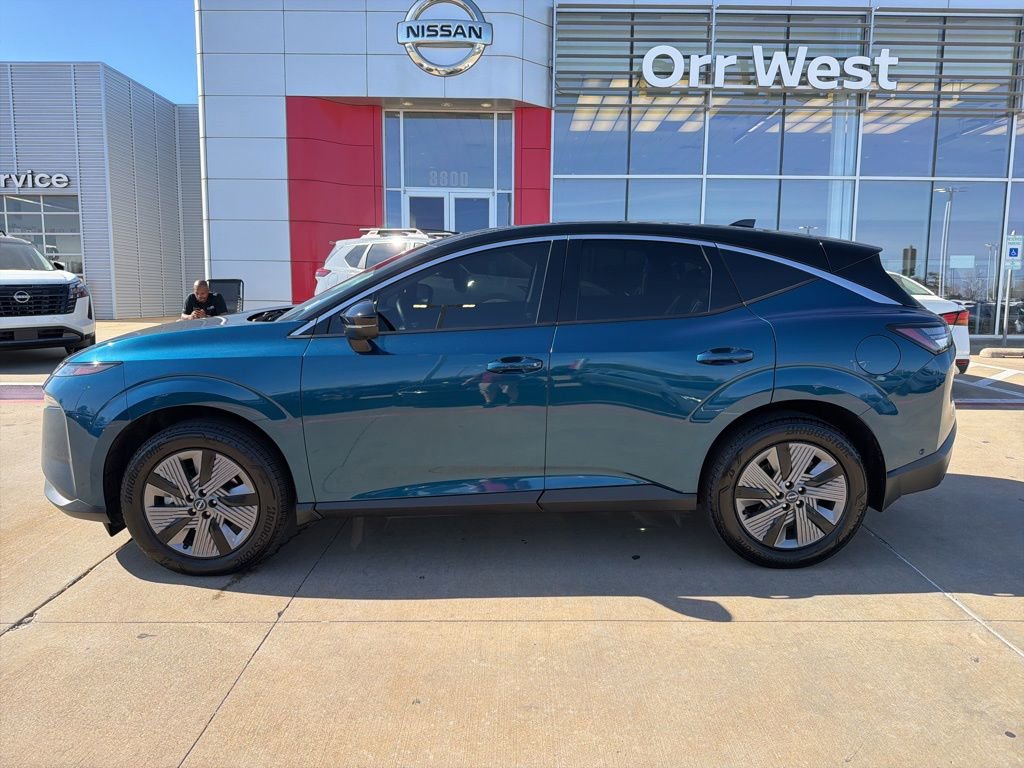 Used 2025 Nissan Murano SL AWD/4WD image 2