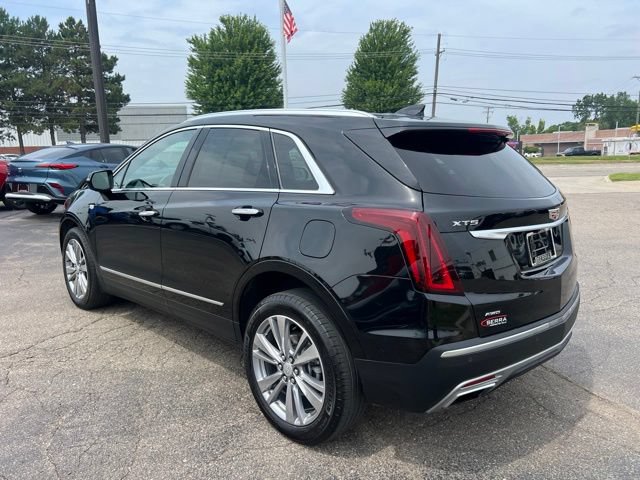 Used 2024 Cadillac XT5 Premium Luxury w/ LPO, Floor Liner Package AWD/4WD image 8