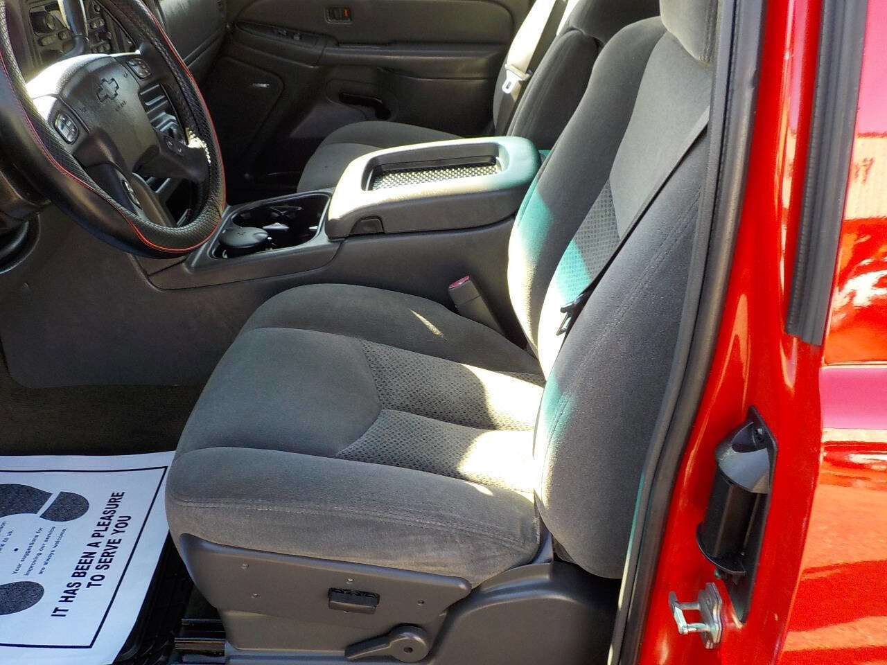 Used 2006 Chevrolet Silverado 1500 LT w/ Light Duty Power Package image 13