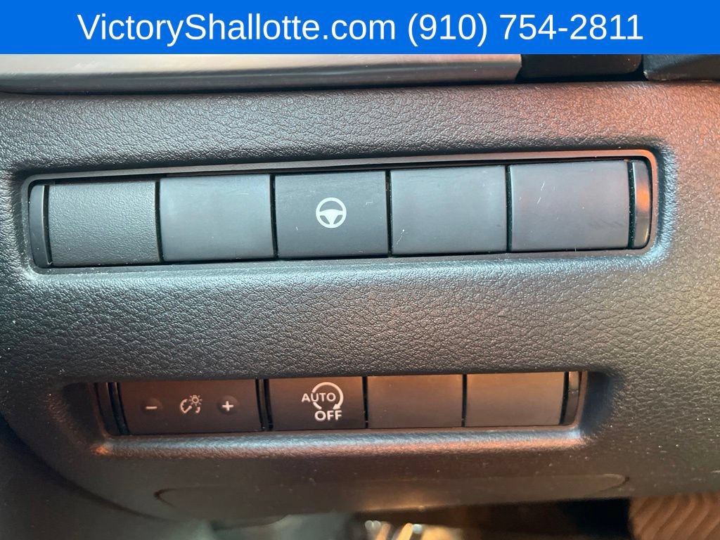 Used 2023 Nissan Rogue SV AWD/4WD image 23