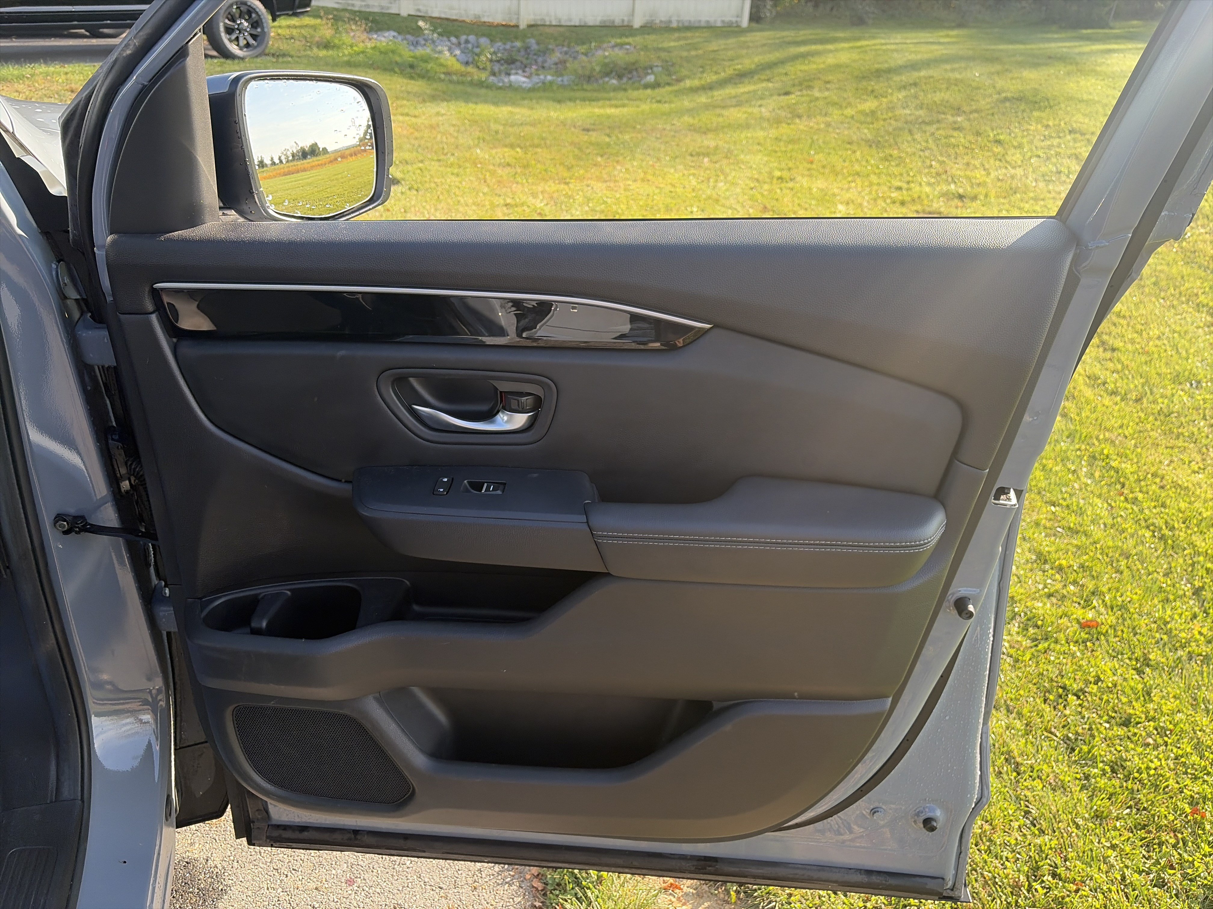 Used 2025 Honda Pilot Touring image 24