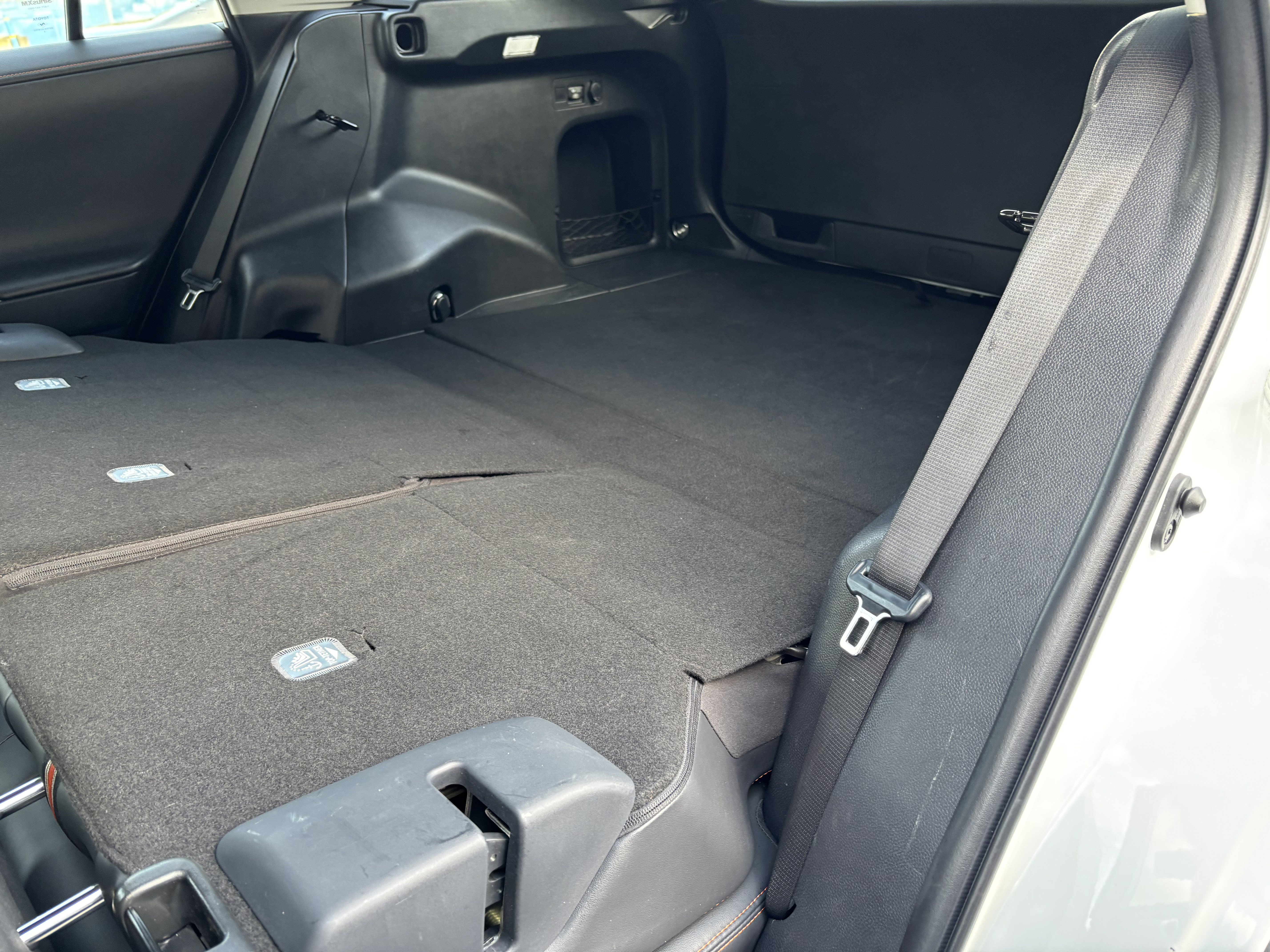 Used 2024 Toyota Prius LE image 25