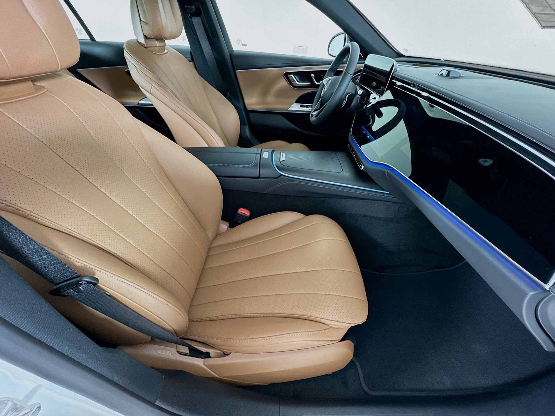 New 2026 Mercedes-Benz E 350 Sedan image 31