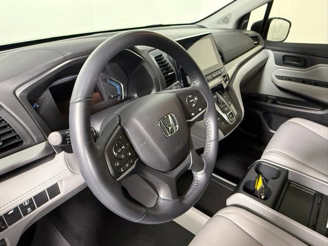 Used 2023 Honda Odyssey EX-L image 16
