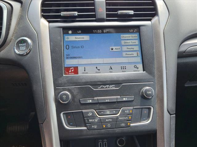Used 2019 Ford Fusion SE FWD image 12