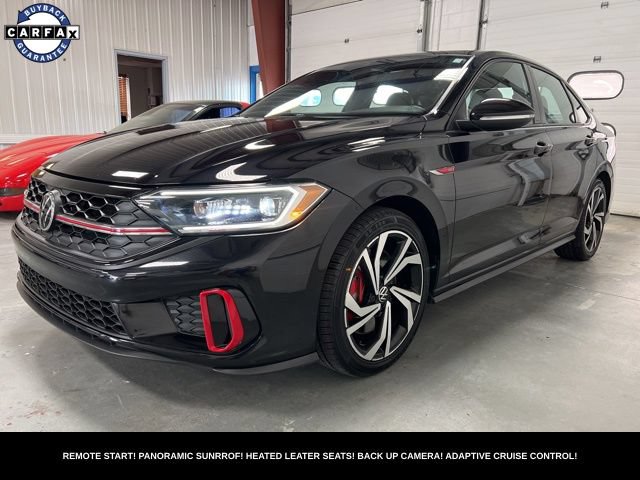 Used 2022 Volkswagen Jetta GLI Autobahn FWD image 3