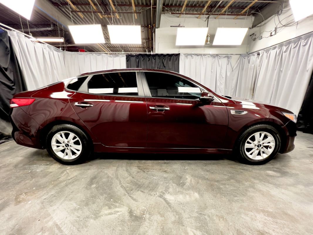Used 2018 Kia Optima LX image 4
