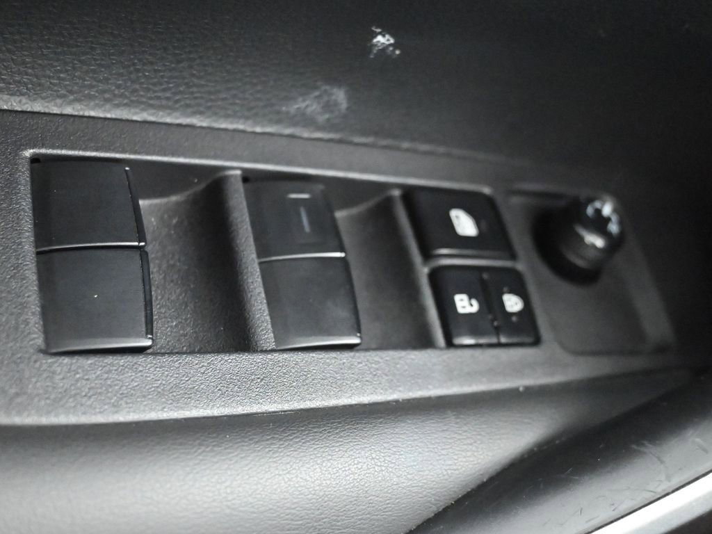 Used 2024 Toyota Corolla SE w/ SE Premium Package FWD image 25