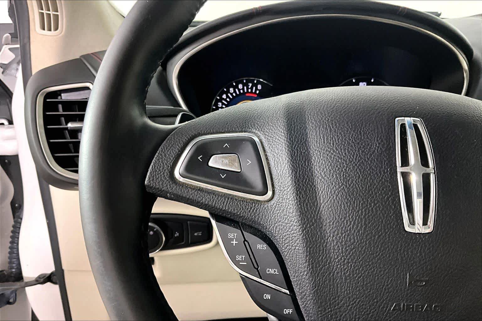Used 2017 Lincoln MKX Black Label w/ Lincoln MKX Climate Package AWD/4WD image 22
