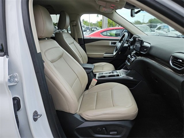 Used 2024 Ford Explorer Limited image 15