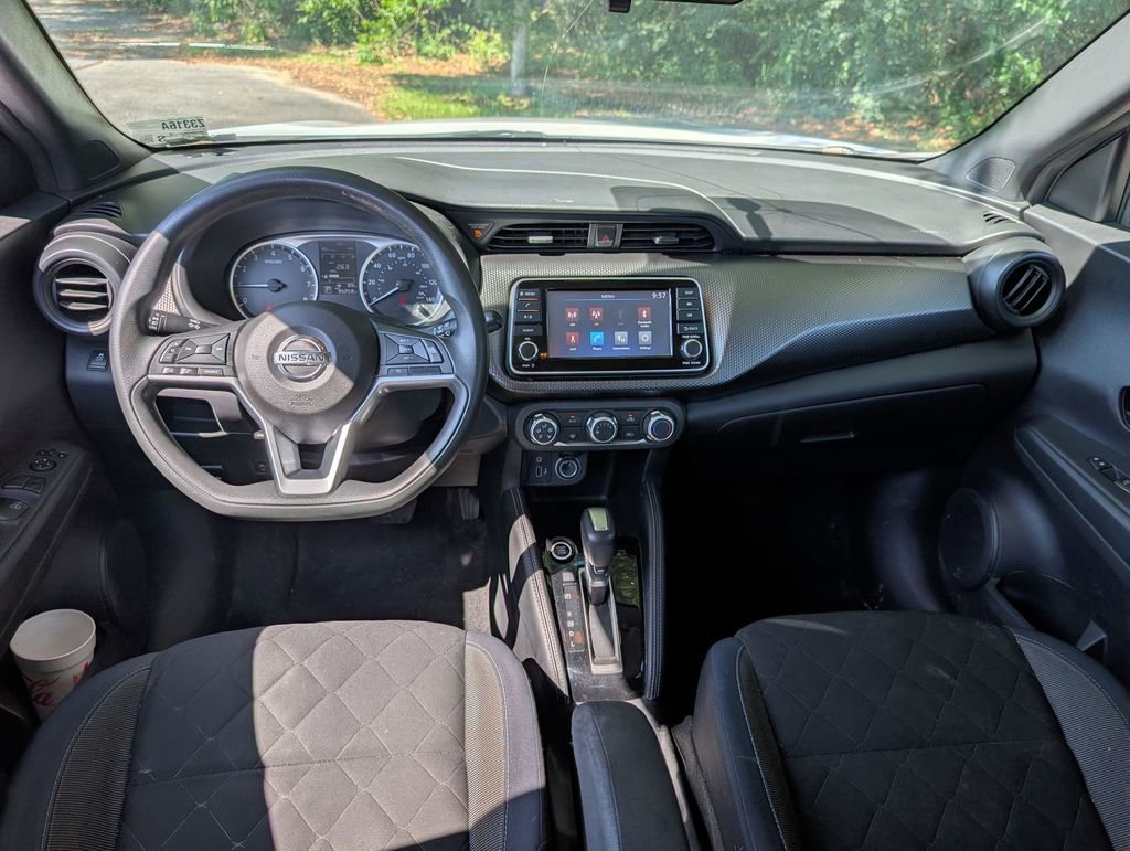 Used 2018 Nissan Kicks S FWD image 24