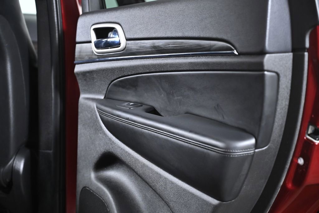 Used 2020 Jeep Grand Cherokee Limited w/ Premium Lighting Group image 34