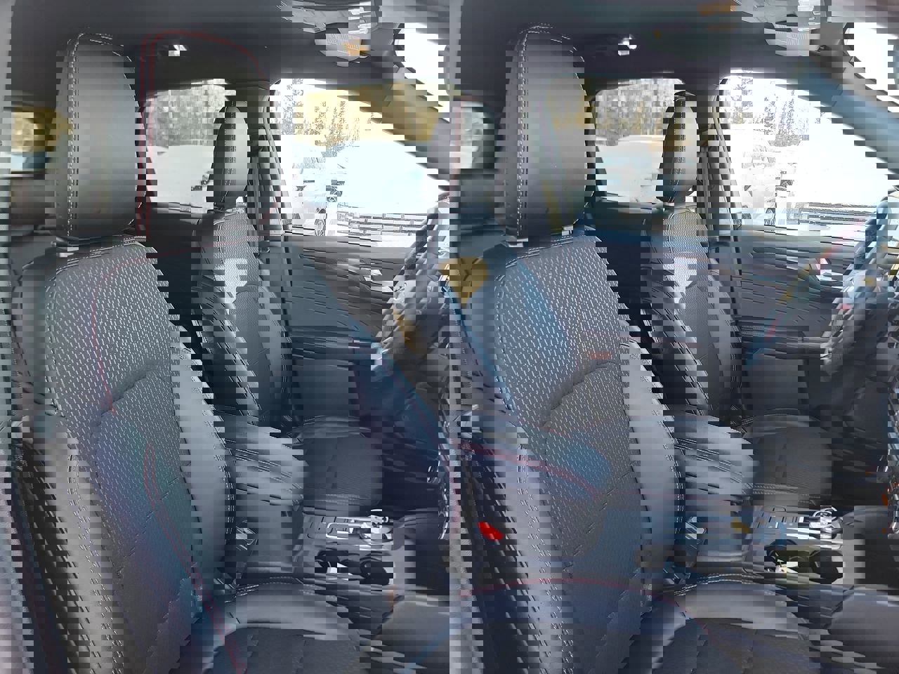 Used 2025 Ford Escape ST-Line image 19