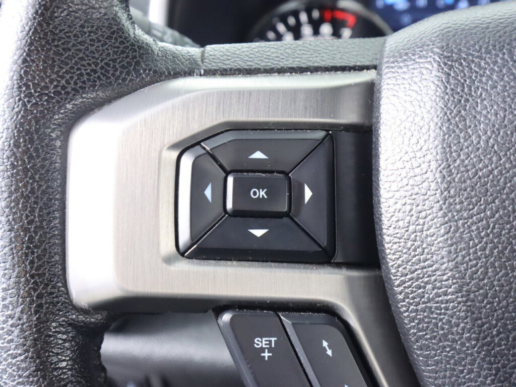 Used 2015 Ford F150 Platinum w/ Equipment Group 701A Luxury image 14