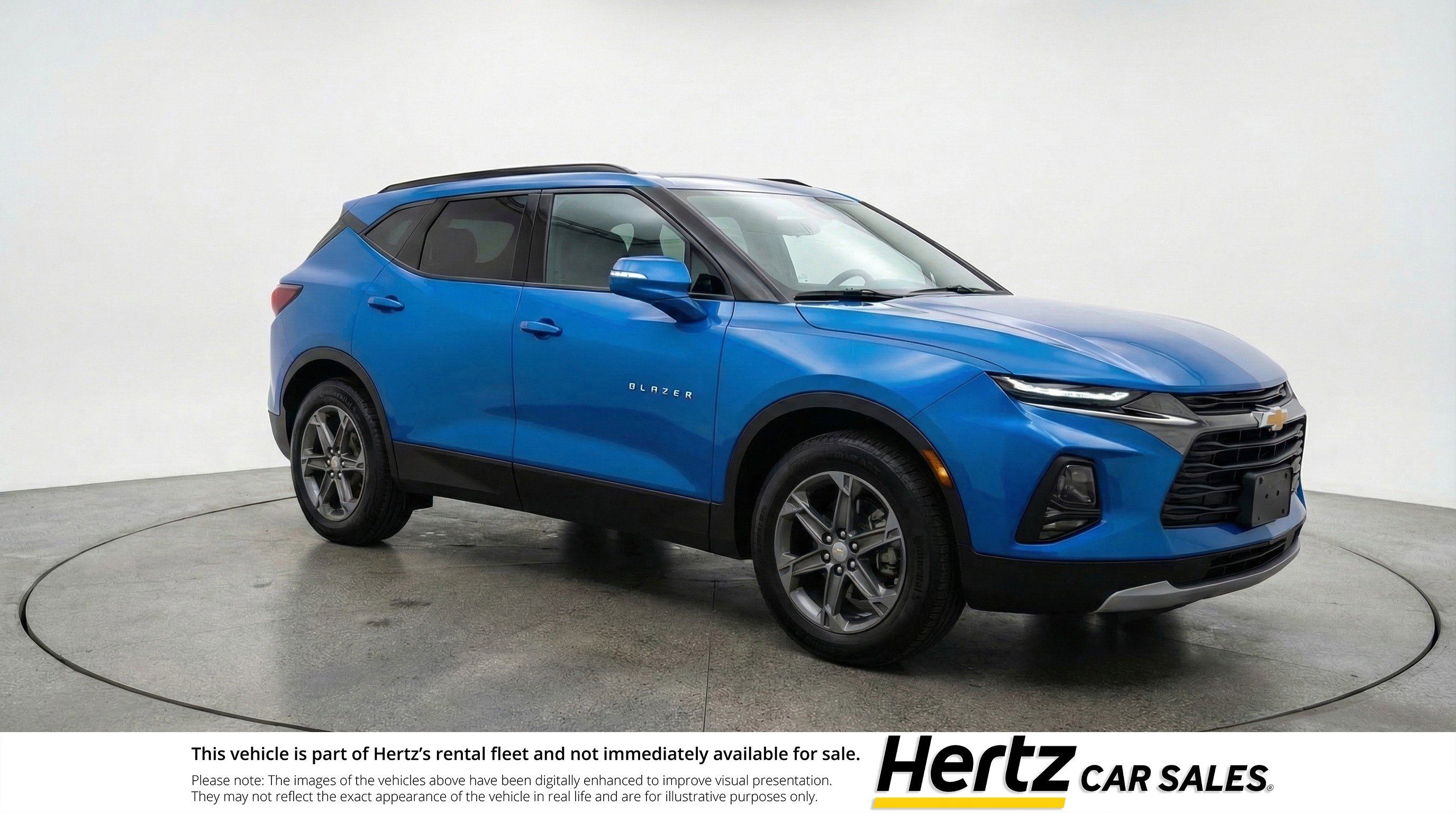 Used 2025 Chevrolet Blazer LT image 1