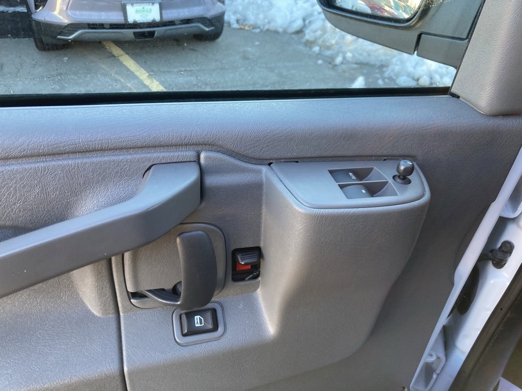 Used 2024 Chevrolet Express 2500 w/ Driver Convenience Package image 17