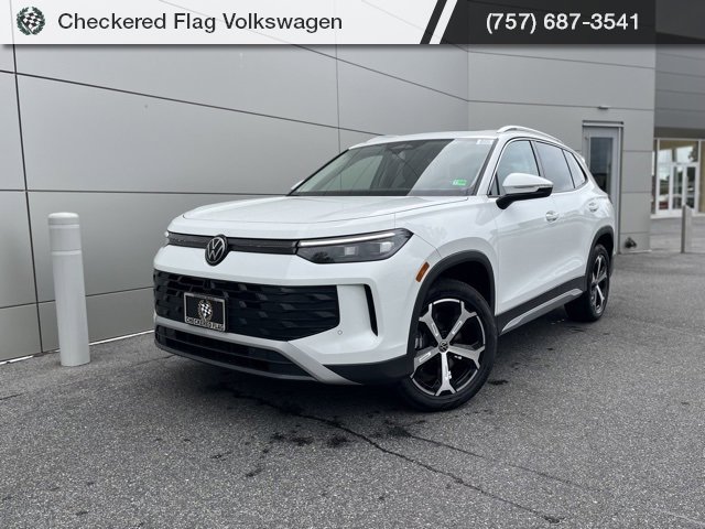 New 2025 Volkswagen Tiguan SE image 1