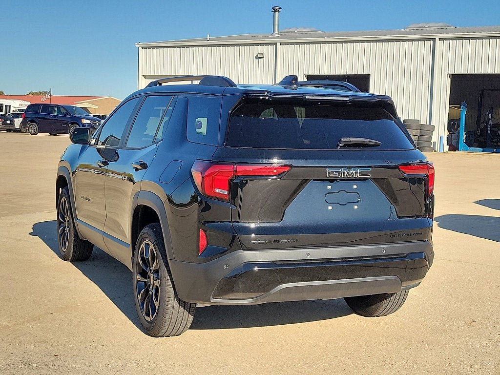 New 2027 GMC Terrain Elevation w/ Elevation Premium Package FWD image 5