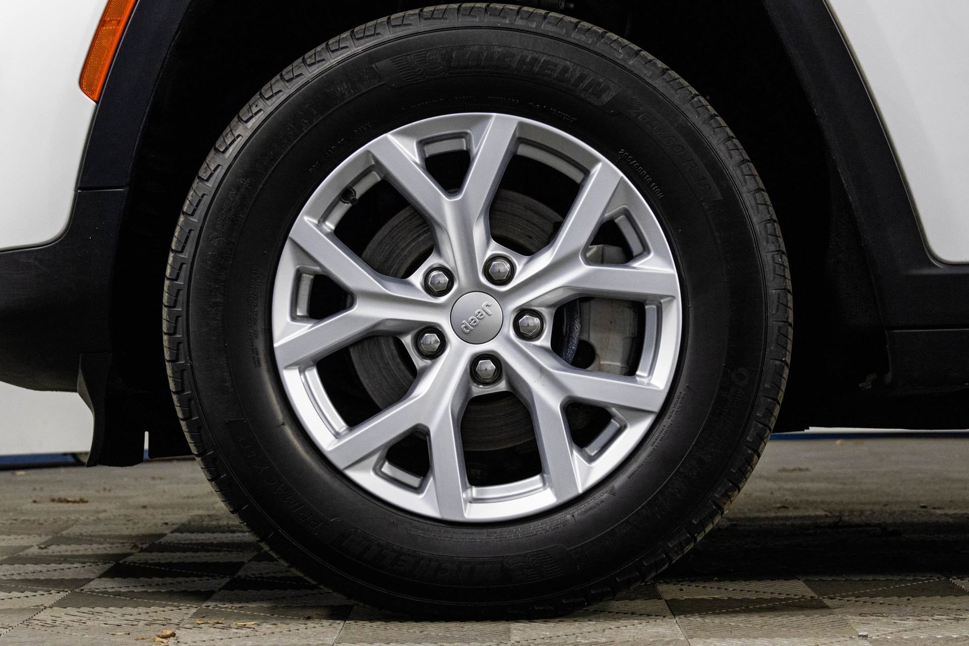 Used 2023 Jeep Grand Cherokee Limited w/ Trailer Tow Prep Group (B) image 46