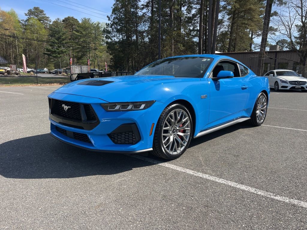 Used 2024 Ford Mustang GT Premium RWD image 2