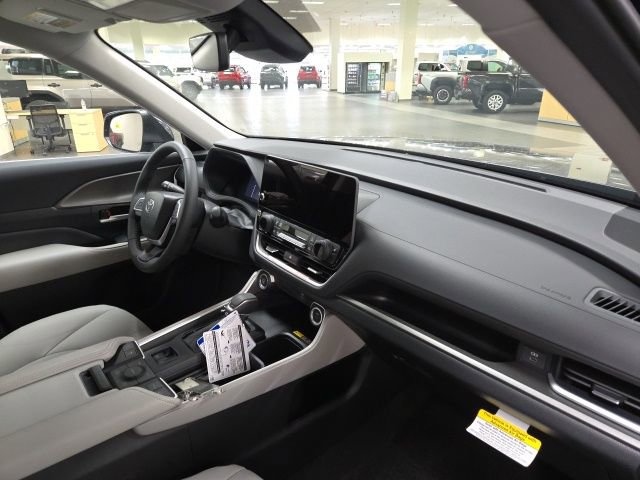New 2026 Toyota Grand Highlander XLE image 9